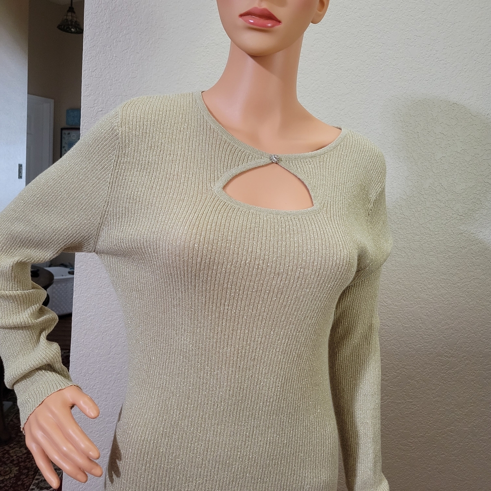 Elegant Gold Sweater with Keyhole Detail.  Runs Small